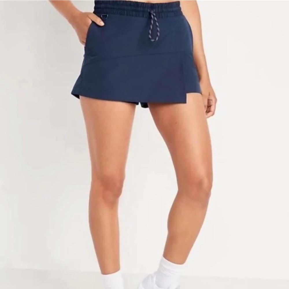 NWT Old Navy Stretchtech Skort size Large